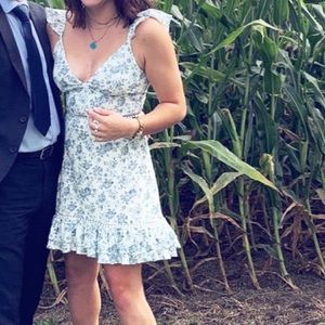 Besutiful urban outfitters (minkpink) floral dress